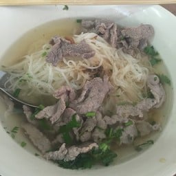 เล็กน้ำใส เนื้อสดล้วน