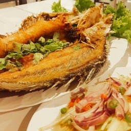 ครัวเพทายซีฟู๊ด