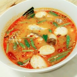 หัวปลาหม้อไฟ ข้าวต้มทรงเครื่อง