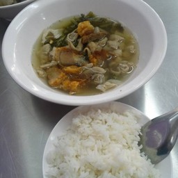 อิ่มเลย ข้าวแข็งไปนิด