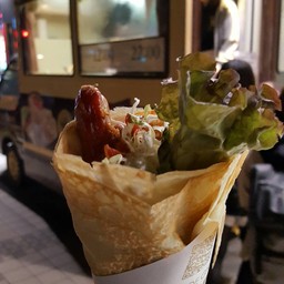 ไส้กรอกยาวถึงตูดเครป