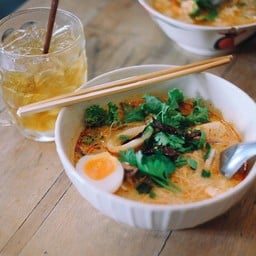 ก๋วยเตี๋ยวยอดมนุษย์ Kasetsart Home Village