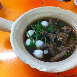 หมูตุ๋นยาจีน วุฒากาศ สาขาเดียววุฒากาศ