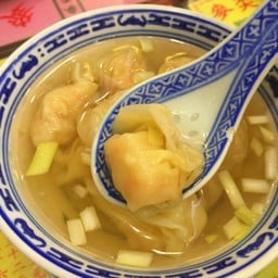 Mak's Noodle