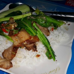 ก็อร่อย 35฿  สั่งราดแบบเนี้ยอ่ะดีจานเดียวจบ 