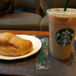 Starbucks Super brand mall