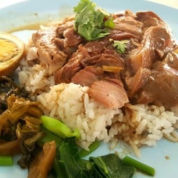 ขาหมูเห็ดหอม สูตรเข้มข้น สาขา 2