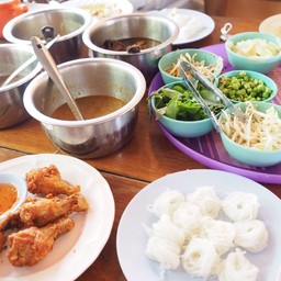 ขนมจีน ข้าวคลุกกะปิ