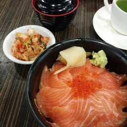 Kin Japanese Restaurant & Ramen คอนโคร์ดีอีสสนามบินสุวรรณภูมิ