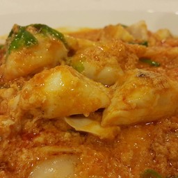 เนื้อปูก้อนผัดผงกะหรี่