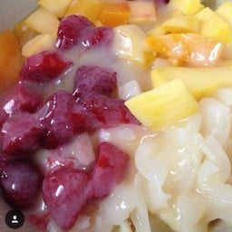 อันนี้เป็นลิงหิมะ แต่เราถ่าไม่เห็นน้ำแข็งด้านล่าง 