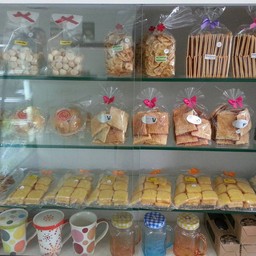 ขนมขบเคี้ยว