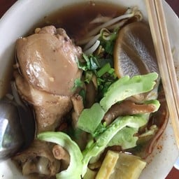 อาหลิว ไก่มะระ