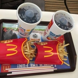 Mcdonald Garden By The Bay