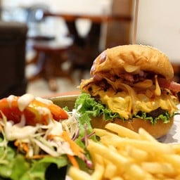 ออกแสง & Coffee In Mind By มุมอร่อย