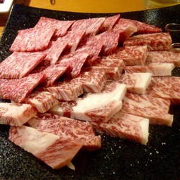 เค้าจัดจานรวมมาเลย 😋👍🏻