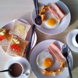 cbd2 Hotel Suratthani