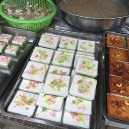ขนมหวาน  ตลาดสดไพศาลี