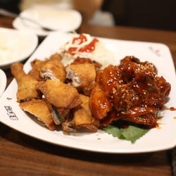Two Two Fried Chicken Myeong-dong