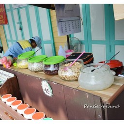 เปี๊ยก ไอศกรีม