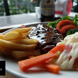 ท้องร้องก็มาแวะห้องอาหาร น่าทานมาก