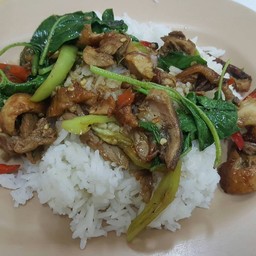 บะหมี่ราดหน้าปู