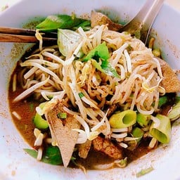 ก๋วยเตี๋ยวเรือหน้าวัดคลองแห