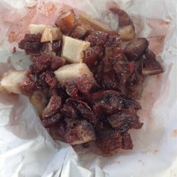 หมูย่างเมืองตรัง อันนี้ไม่เกี่ยว แค่เอามากินด้วย