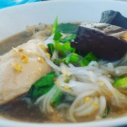 ก๋วยเตี๋ยวเป็ด หน้าวัดกะสังข์ อยุธยา