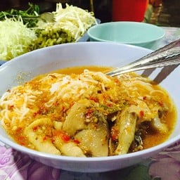 ขนมจีนป้าแขกประตูเชียงใหม่