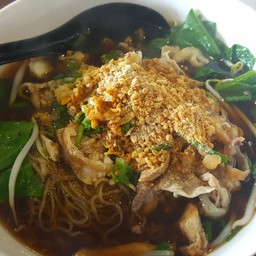 เตี๋ยวไก่ตุ๋น & ต้มยำ