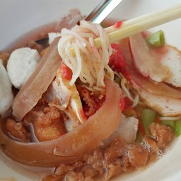 คีบเส้นโชว์ บะหมี่เส้นเล็กๆเหนียวไม่เละ