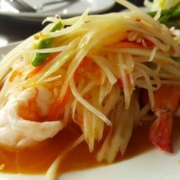 ส้มตำกุ้งสด