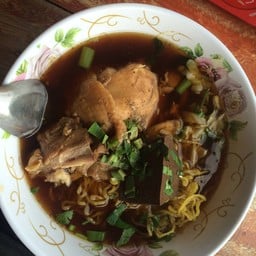 ก๋วยเตี๋ยวไก่ตุ๋นมะระ เฮง..เฮง..เฮง