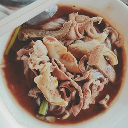 ตูนก๋วยเตี๋ยวน้ำตก