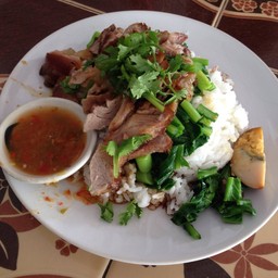 ร้านขาหมูแช่อ้อย