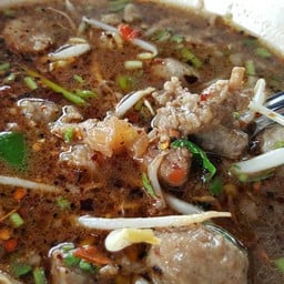 ก๋วยเตี๋ยวเนื้อตองหนึ่ง