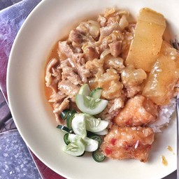 ข้าวแกงกระหรี่หมู+เอ็นหมู