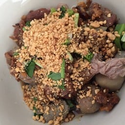 ตุ้มก๋วยเตี๋ยวเรือ