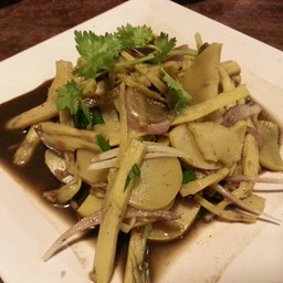 ยำหน่อไม้