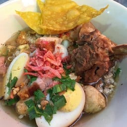 ก๋วยจับน้ำข้นม้าทอง