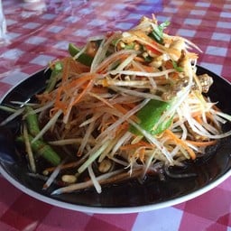 ร้านอาหารเสาแก้ว
