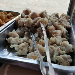 เจ๊ม้าย