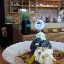 ไอติมชาโคล