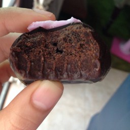 ช็อคบอลเนื้อฟัดจ์เข้มข้นมาก