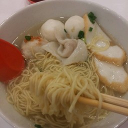 85 Redhill Teochew Fishball Noodles (United Square :Singapore)