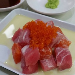 ยำปลาดิบ