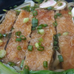 หมูทอดหอมอร่อยกรอบนอกนุ่มใน