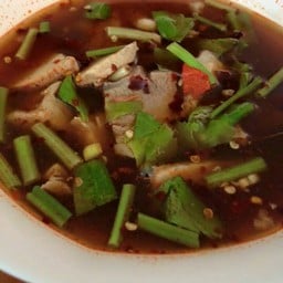 ต้มแซ่บกระดูกหมู