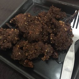 ข้าวผัดลาบหมูทอด